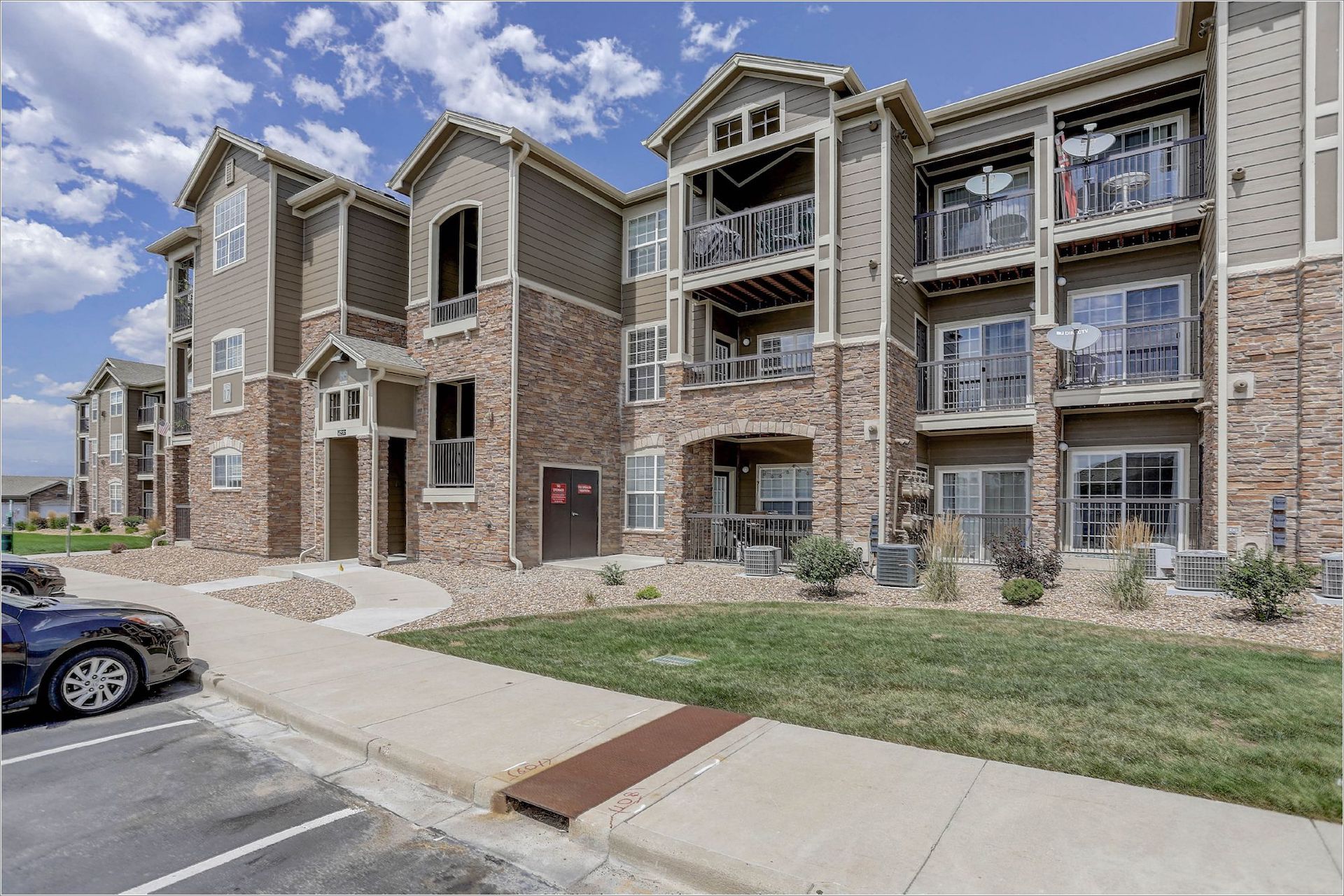 Blue Sky at Vista Ridge